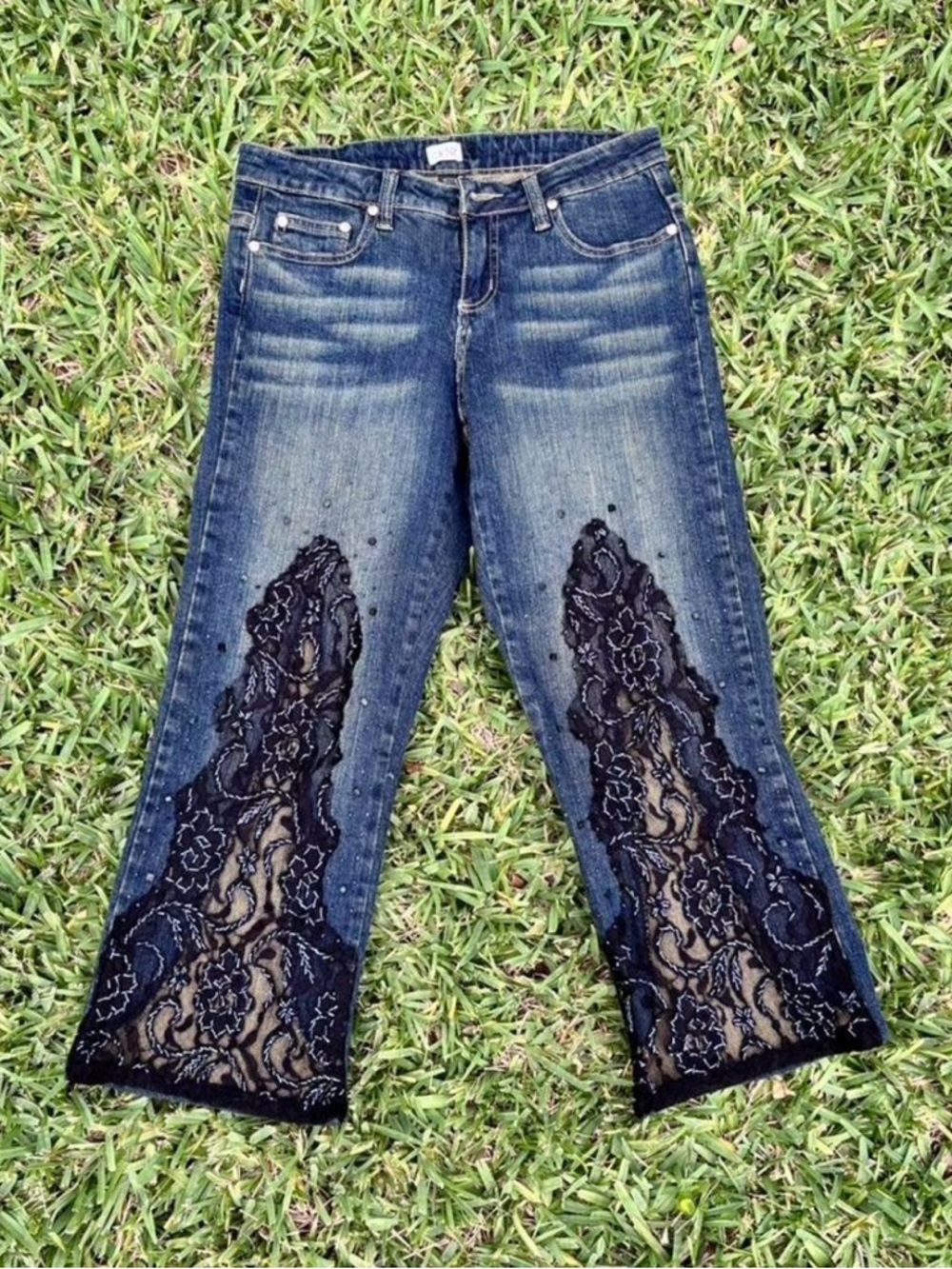 Vintage Cache Sequin Beaded Capri Jeans